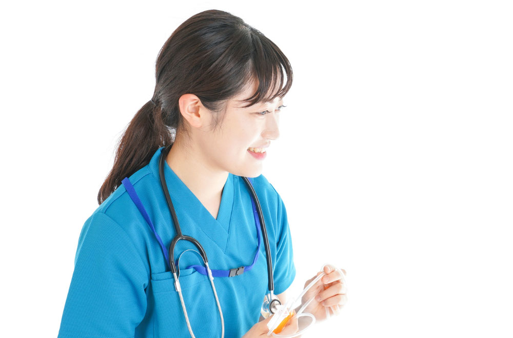 女性歯科医師